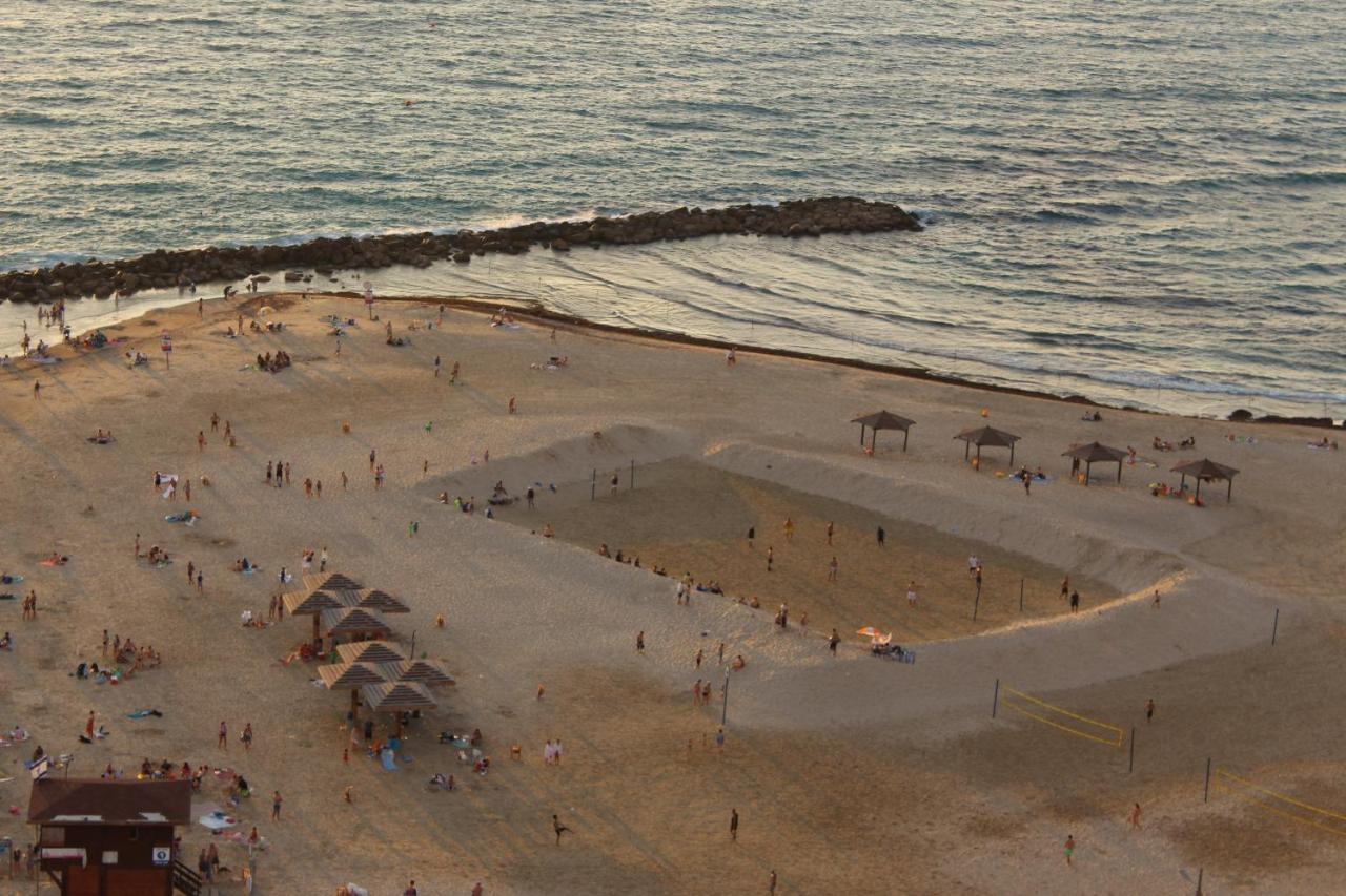 Sleeping By The Mediterranean Sea Apartment Haifa Exterior photo